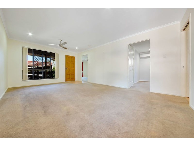 14 Links Court, Kin Kora QLD 4680