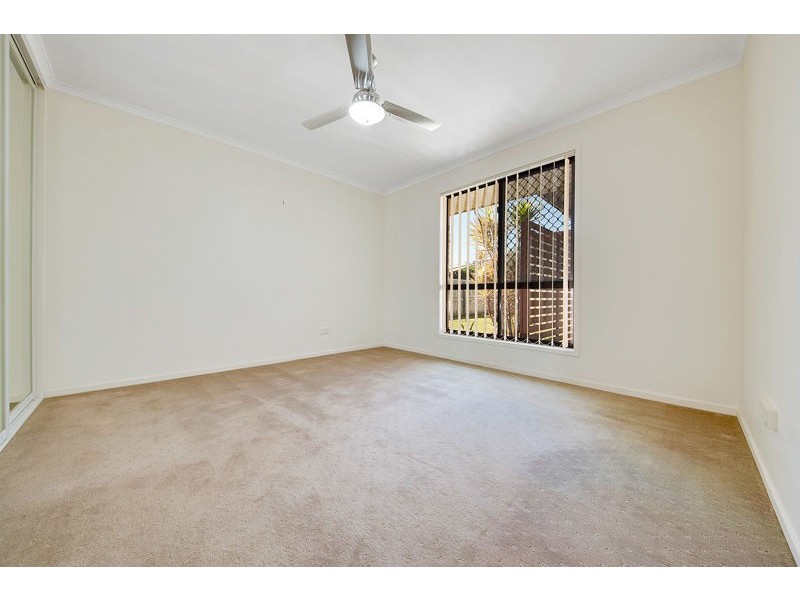 14 Links Court, Kin Kora QLD 4680