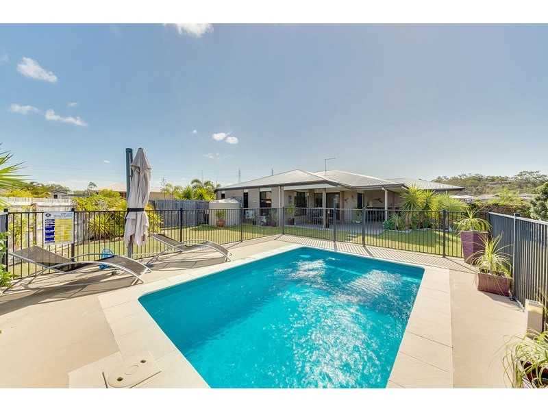 20 Woodland Court, Kirkwood QLD 4680
