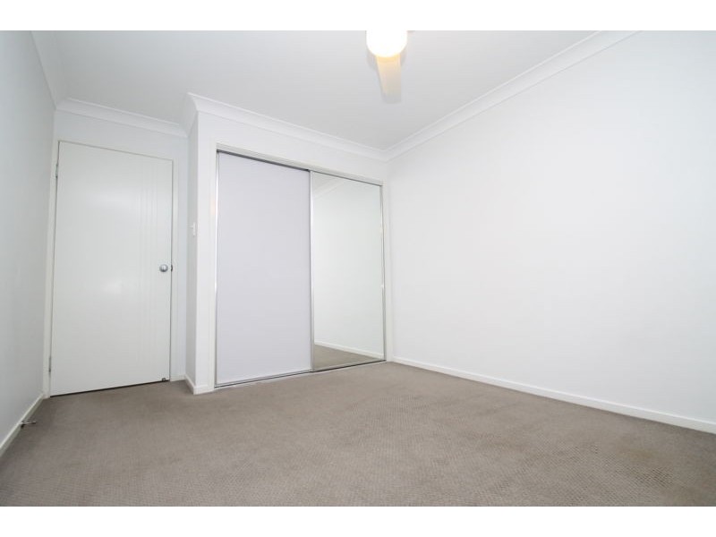 14 Oakdale Place, Kirkwood QLD 4680
