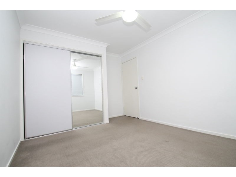 14 Oakdale Place, Kirkwood QLD 4680