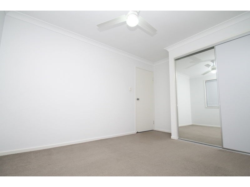14 Oakdale Place, Kirkwood QLD 4680