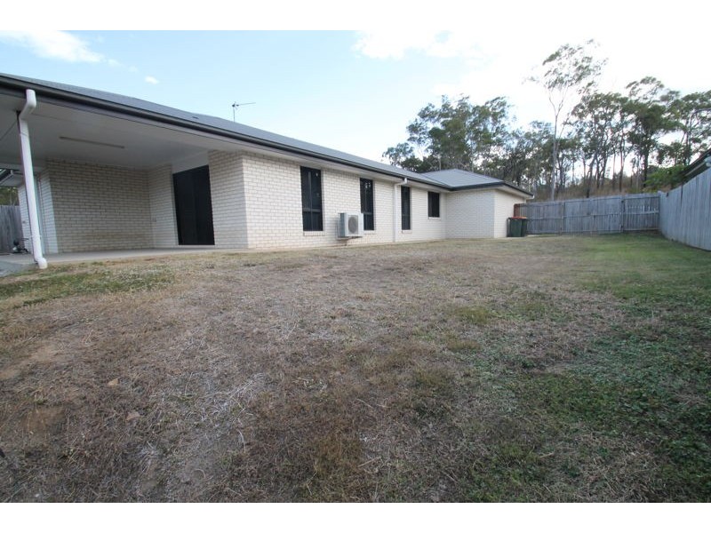 14 Oakdale Place, Kirkwood QLD 4680