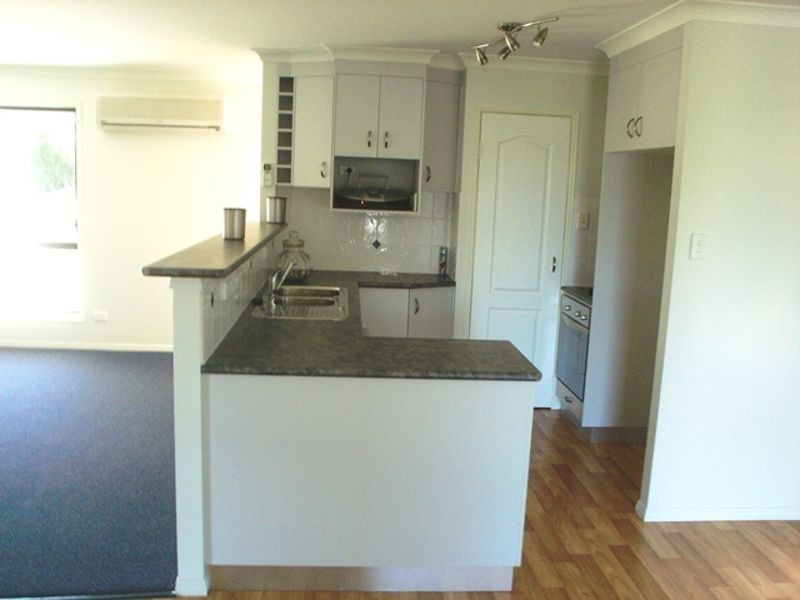 62 Elizabeth Street, South Gladstone QLD 4680