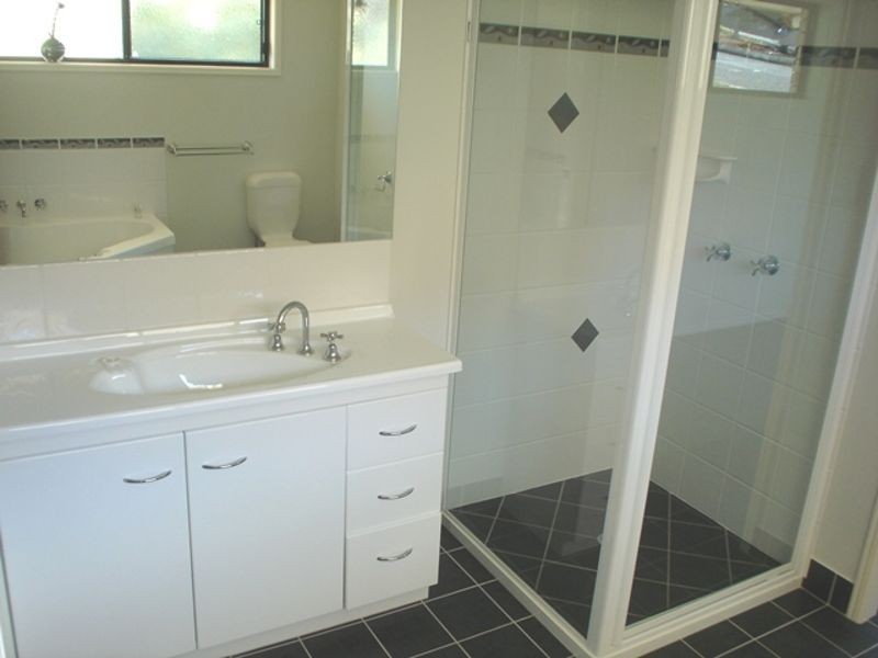 62 Elizabeth Street, South Gladstone QLD 4680