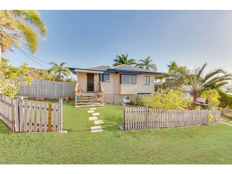 13 George Street, West Gladstone QLD 4680