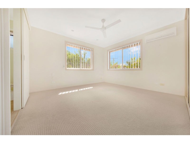 11 Apollo Drive, Clinton QLD 4680