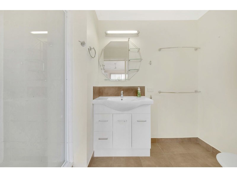 11 Apollo Drive, Clinton QLD 4680