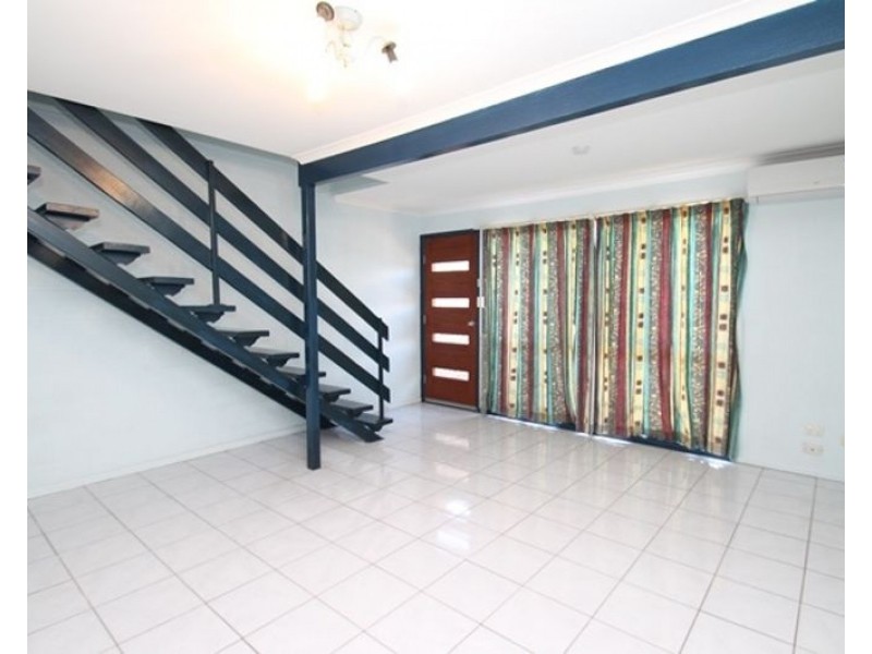 7/10 Chapman Drive, Clinton QLD 4680