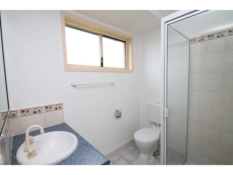 2 Craigmoor Court, New Auckland QLD 4680