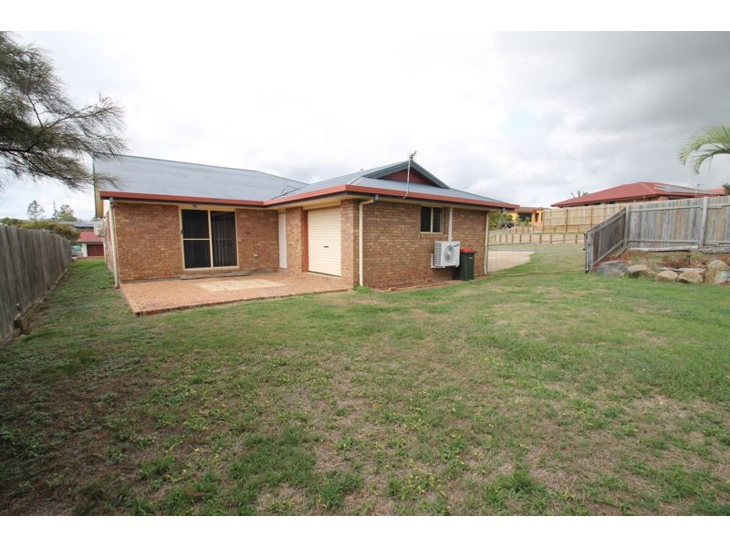 2 Craigmoor Court, New Auckland QLD 4680