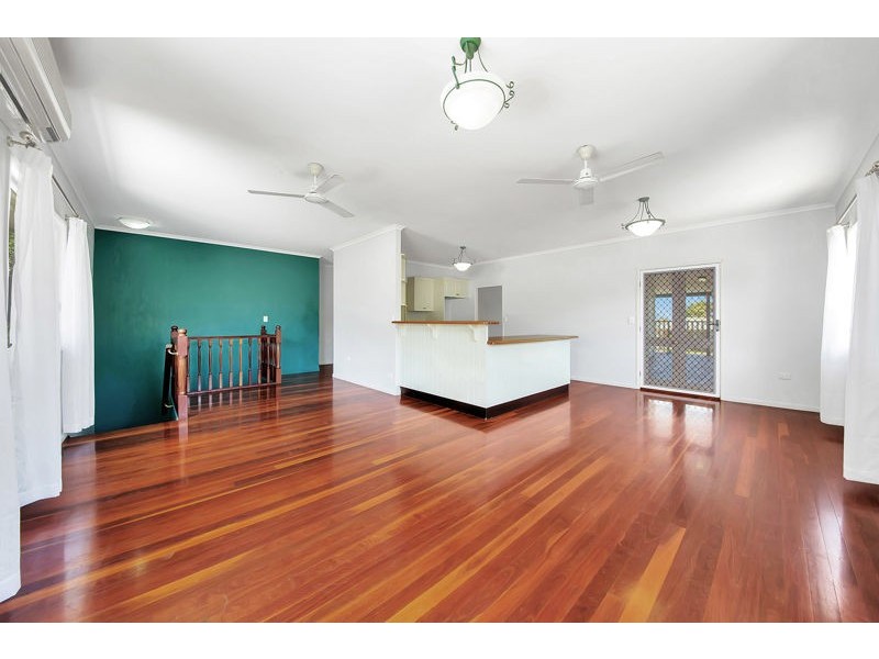 6 Sunnyridge Street, West Gladstone QLD 4680