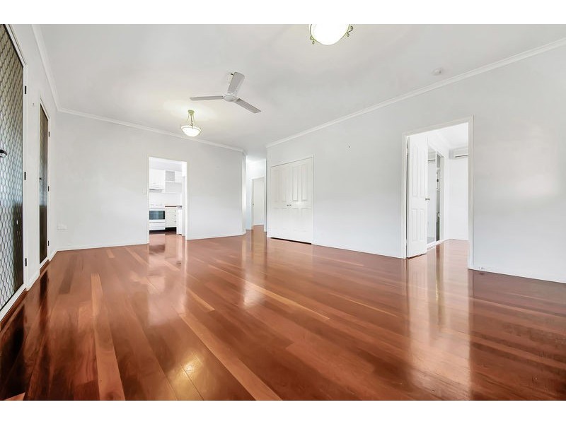 6 Sunnyridge Street, West Gladstone QLD 4680