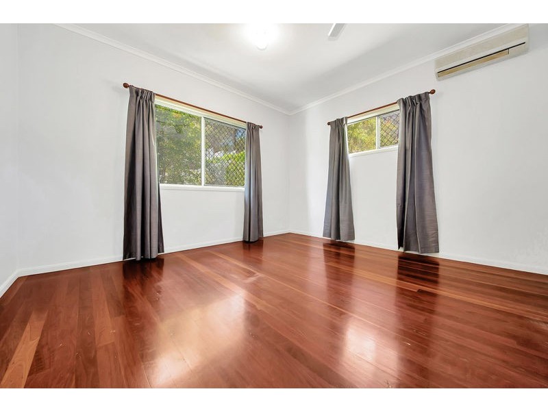 6 Sunnyridge Street, West Gladstone QLD 4680