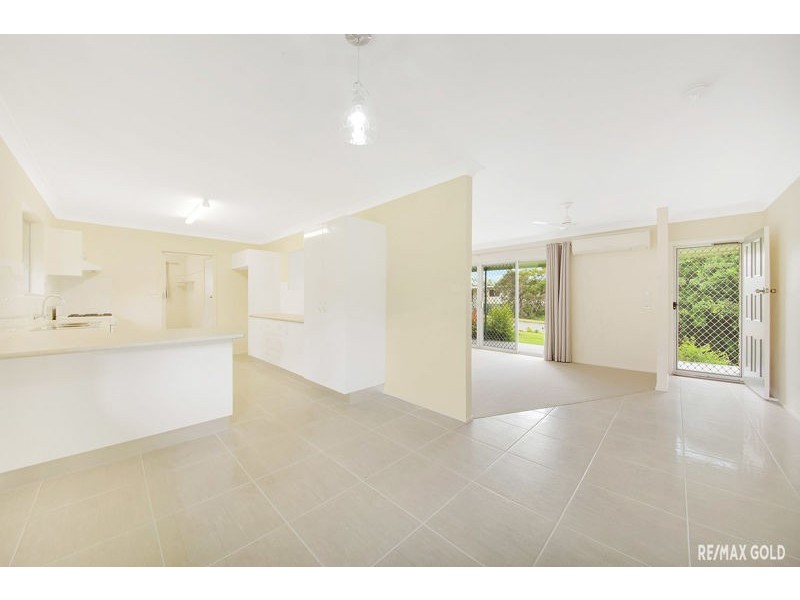 9 Roe Street, West Gladstone QLD 4680