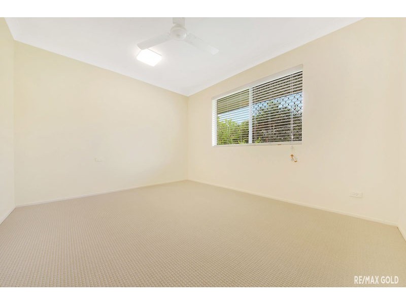 9 Roe Street, West Gladstone QLD 4680