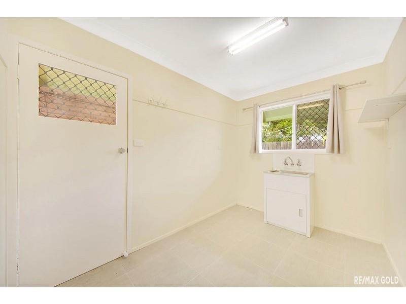 9 Roe Street, West Gladstone QLD 4680