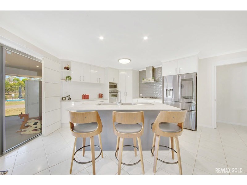 165 Jim Whyte Way, Burua QLD 4680