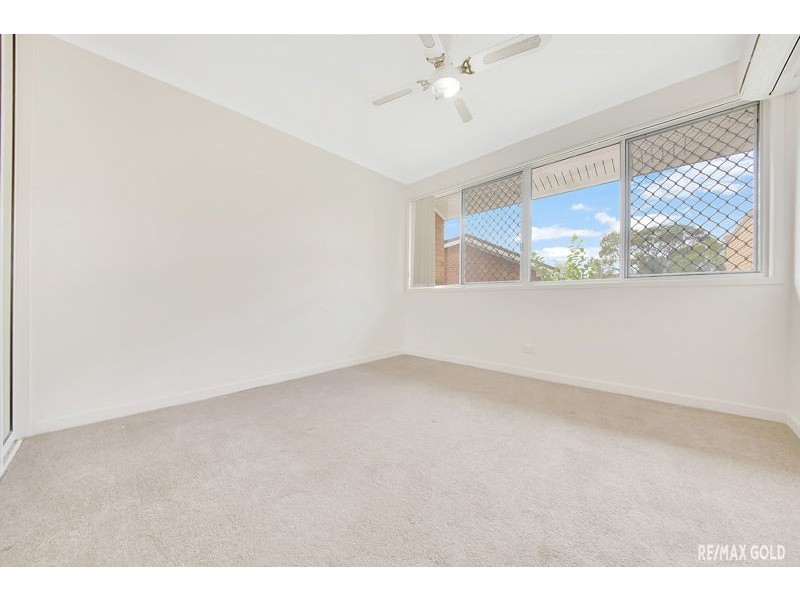 14 Aramac Drive, Clinton QLD 4680