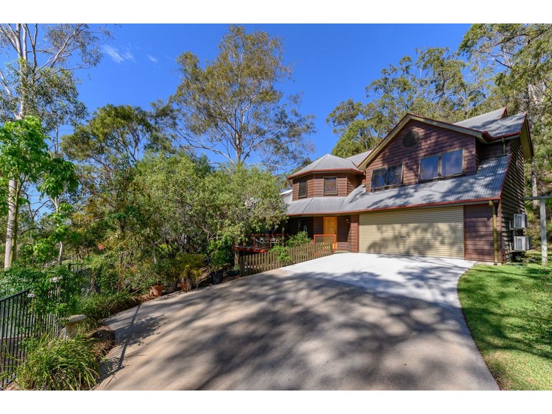 24 Dame Pattie Avenue, Clinton QLD 4680