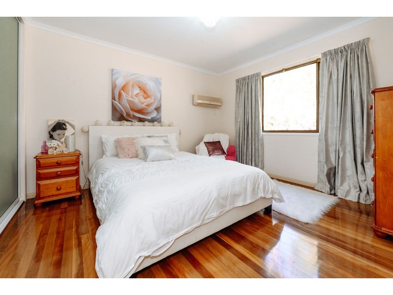 24 Dame Pattie Avenue, Clinton QLD 4680