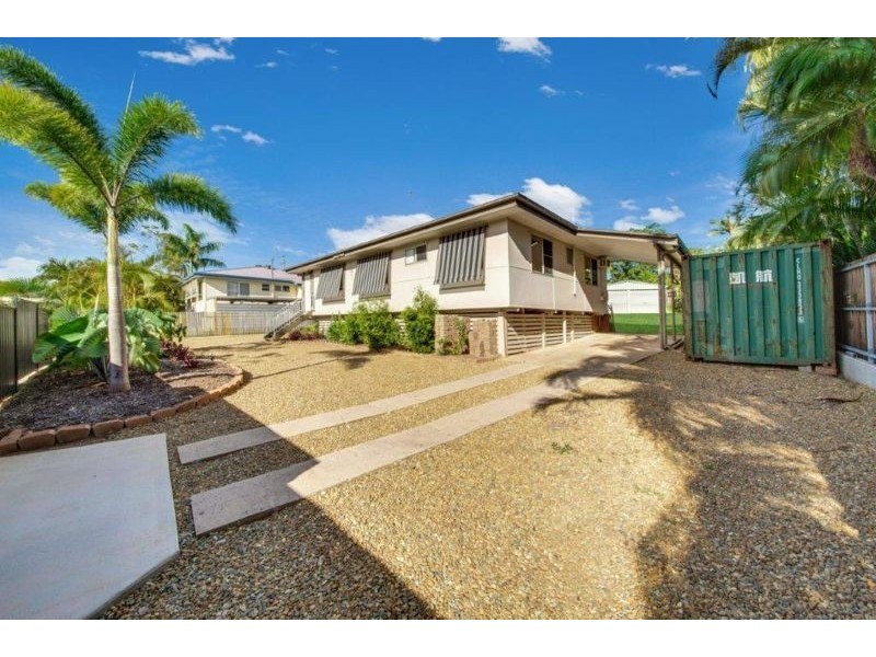 4 Wilkins Street, West Gladstone QLD 4680