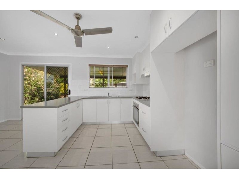 4 Wilkins Street, West Gladstone QLD 4680