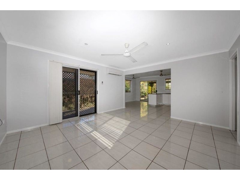 4 Wilkins Street, West Gladstone QLD 4680