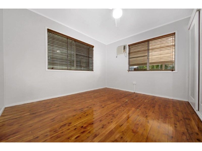 4 Wilkins Street, West Gladstone QLD 4680