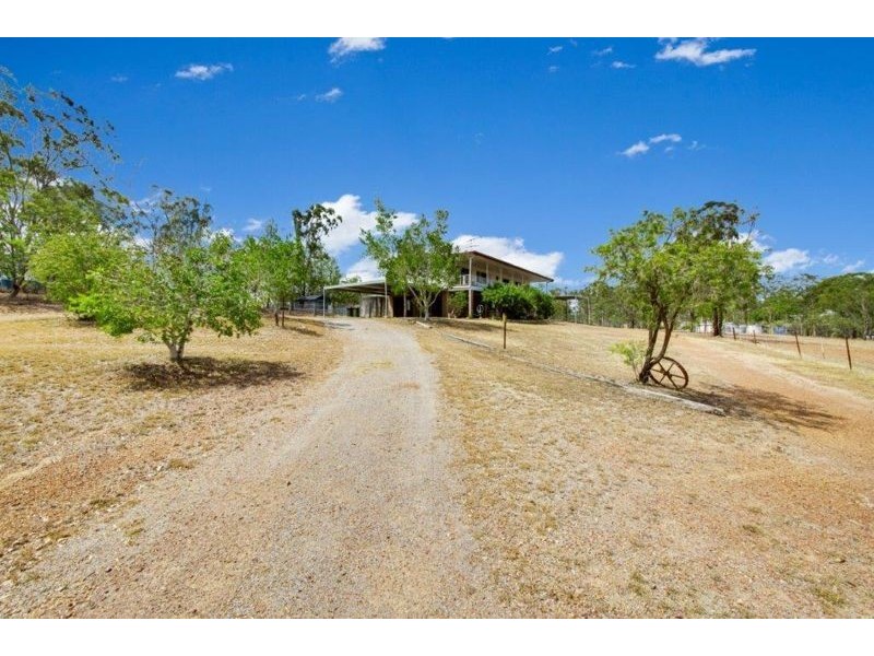16 Saggitarius Street, River Ranch QLD 4680