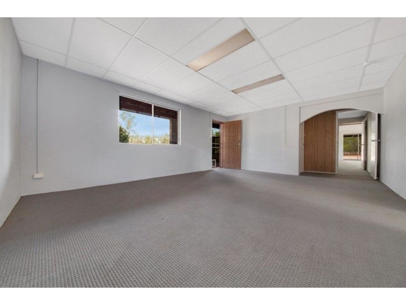 16 Saggitarius Street, River Ranch QLD 4680