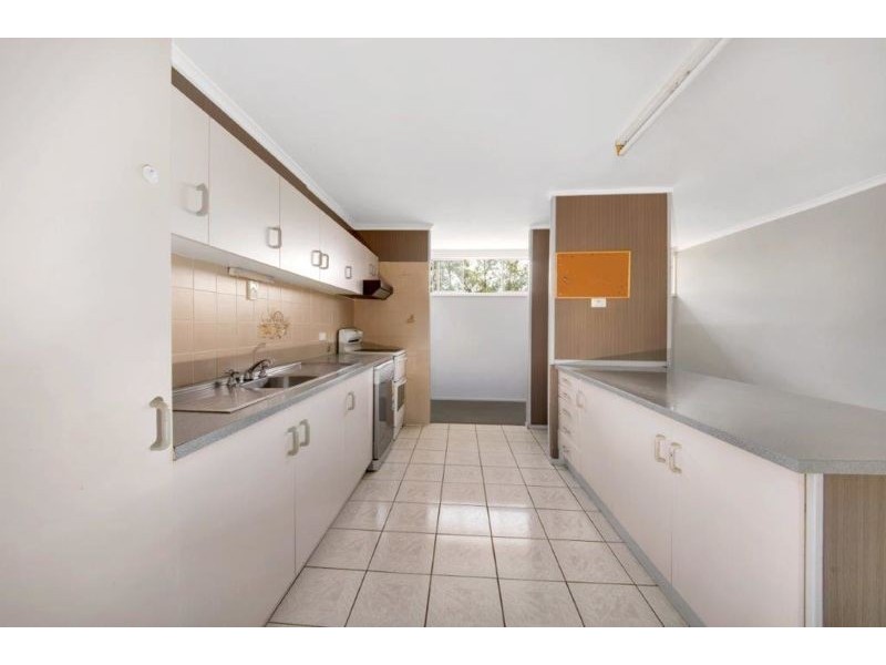 16 Saggitarius Street, River Ranch QLD 4680