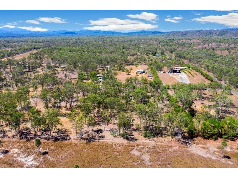 16 Saggitarius Street, River Ranch QLD 4680