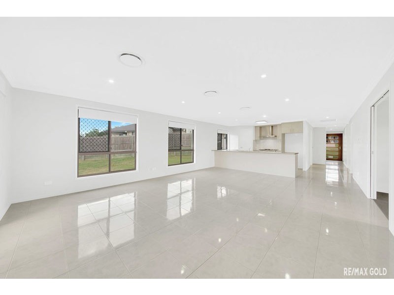 5 Petecost Close, Glen Eden QLD 4680