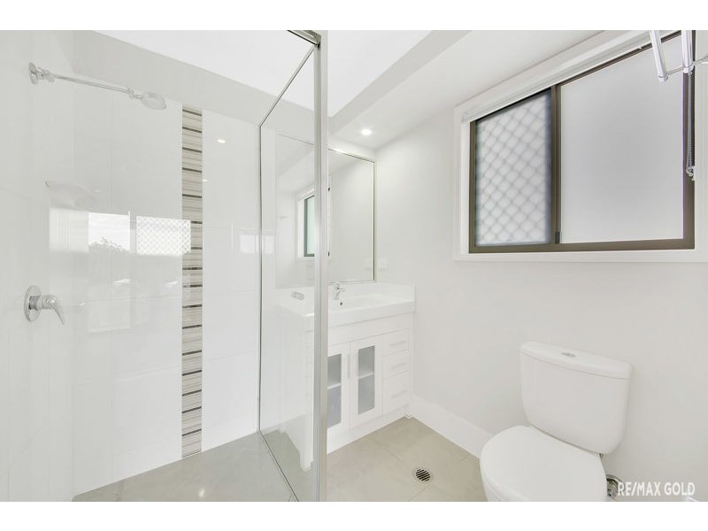 5 Petecost Close, Glen Eden QLD 4680