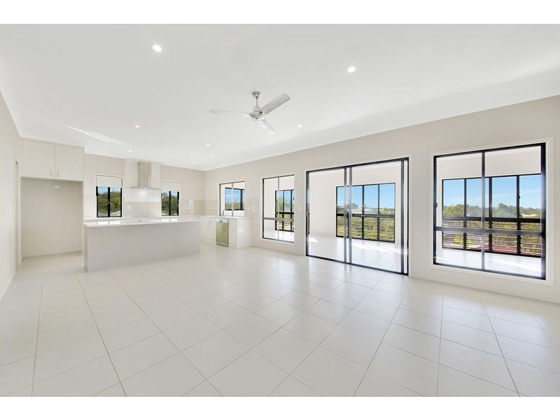 4 Koowin Drive, Kirkwood QLD 4680