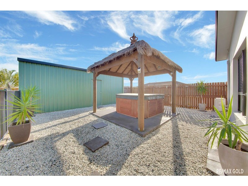 8 Clarendon Street, Clinton QLD 4680