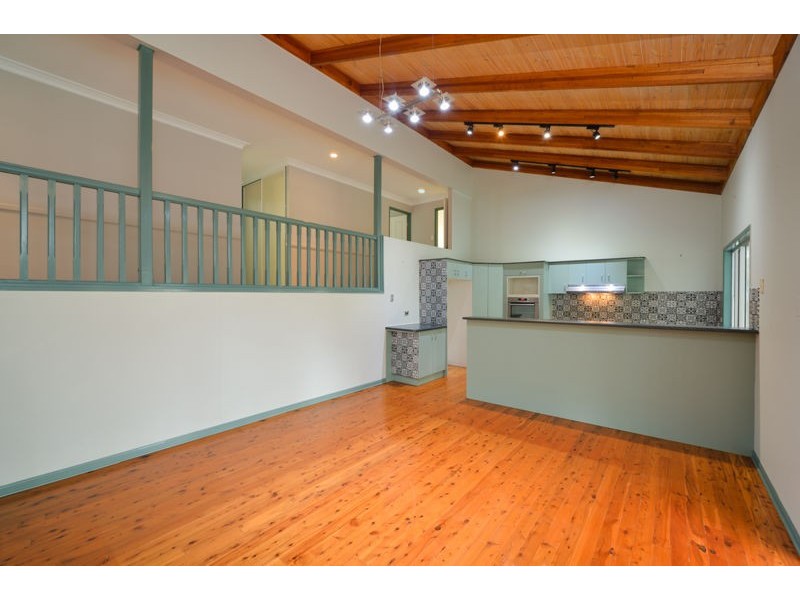 13 Helen Crescent, Wurdong Heights QLD 4680