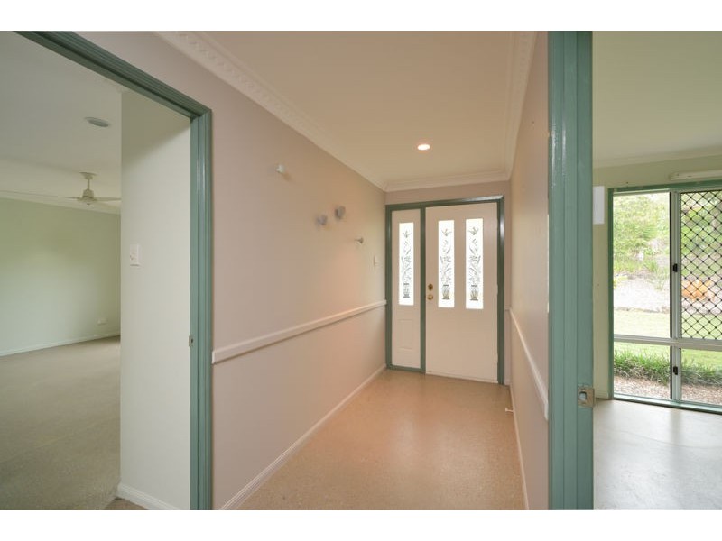 13 Helen Crescent, Wurdong Heights QLD 4680