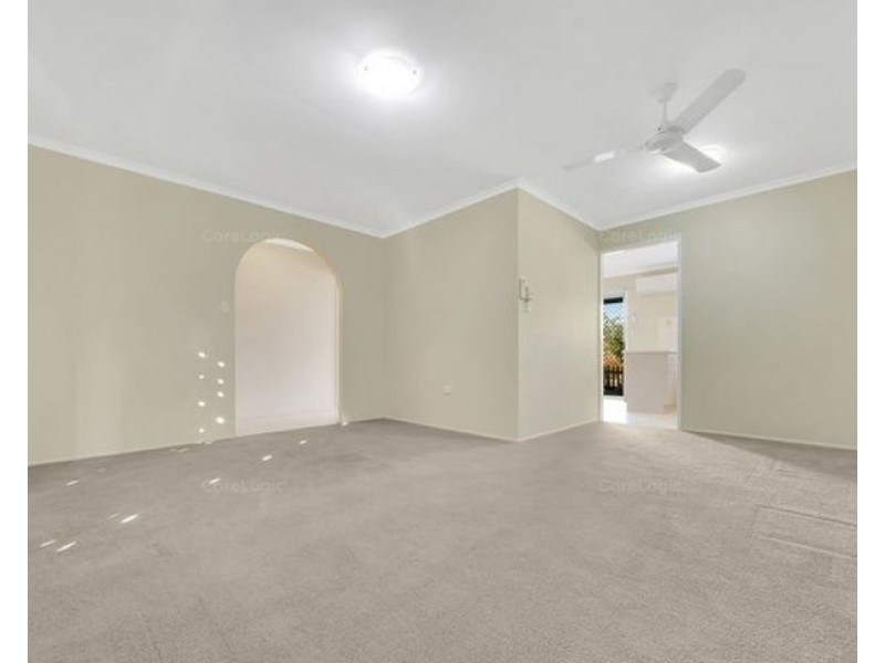 18 Bingera Street, Clinton QLD 4680