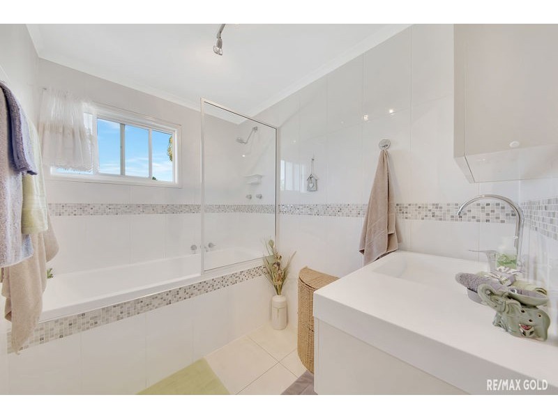 13 Harrier Avenue, New Auckland QLD 4680