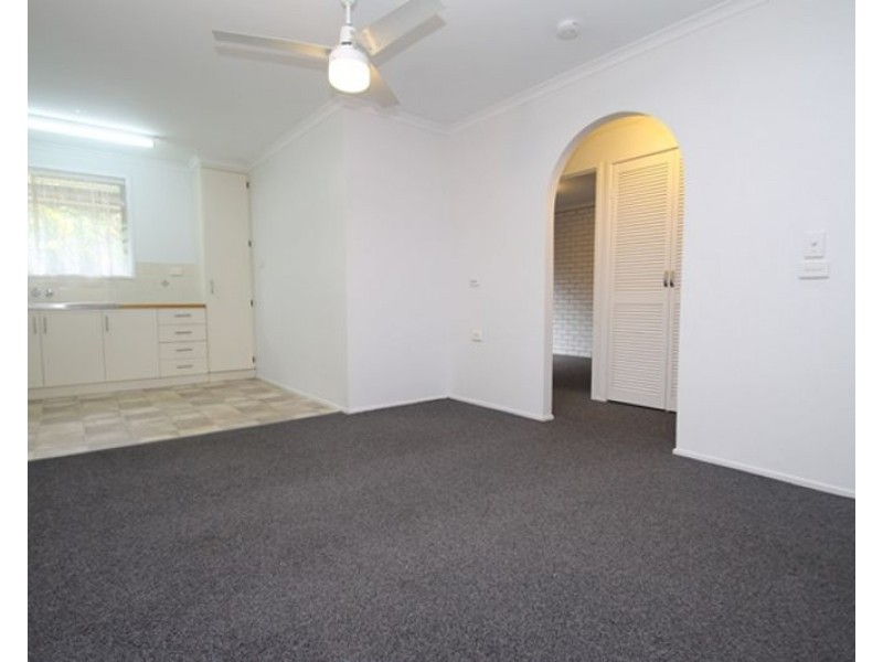 2/17 Central Lane, Gladstone QLD 4680