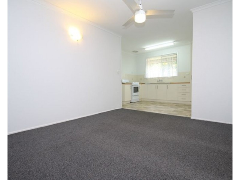 2/17 Central Lane, Gladstone QLD 4680