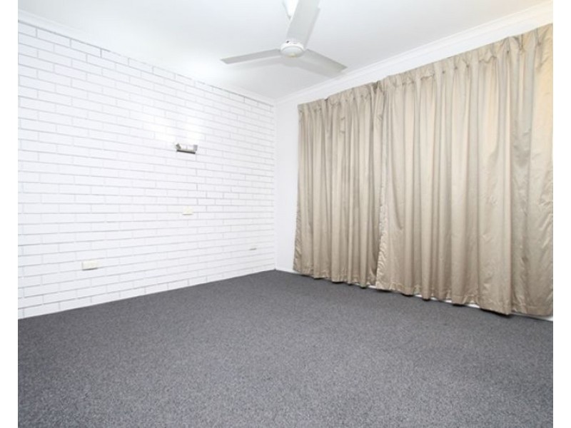 2/17 Central Lane, Gladstone QLD 4680