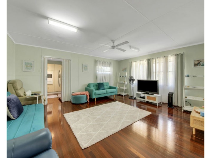 22 McCray Street, Barney Point QLD 4680