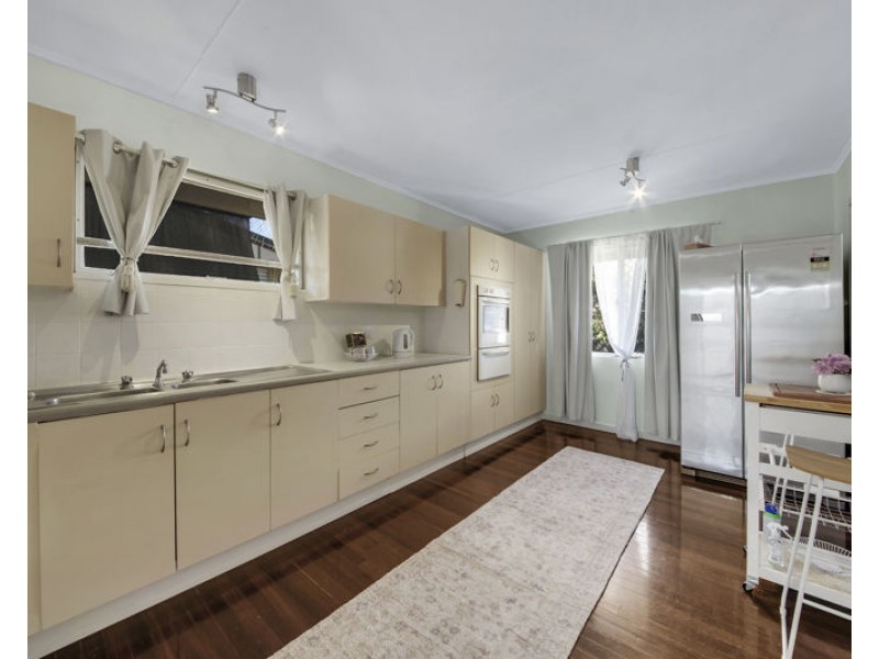 22 McCray Street, Barney Point QLD 4680
