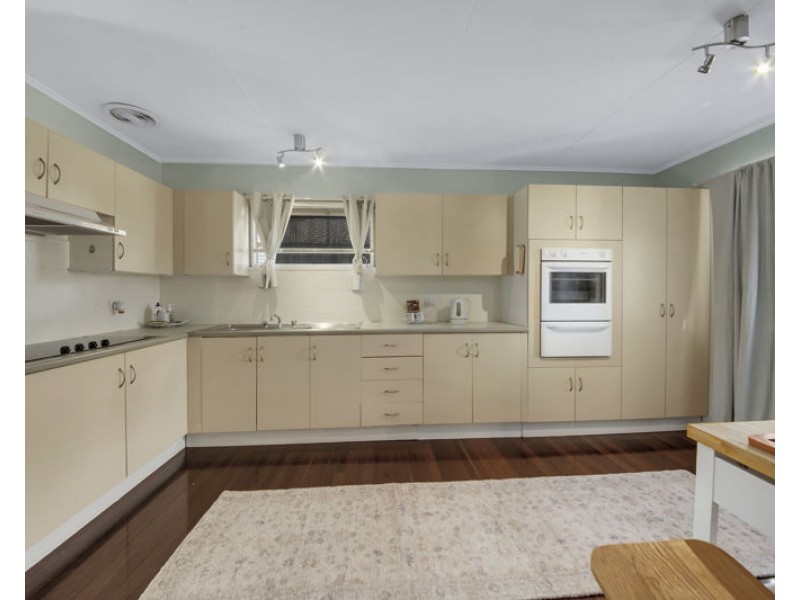 22 McCray Street, Barney Point QLD 4680