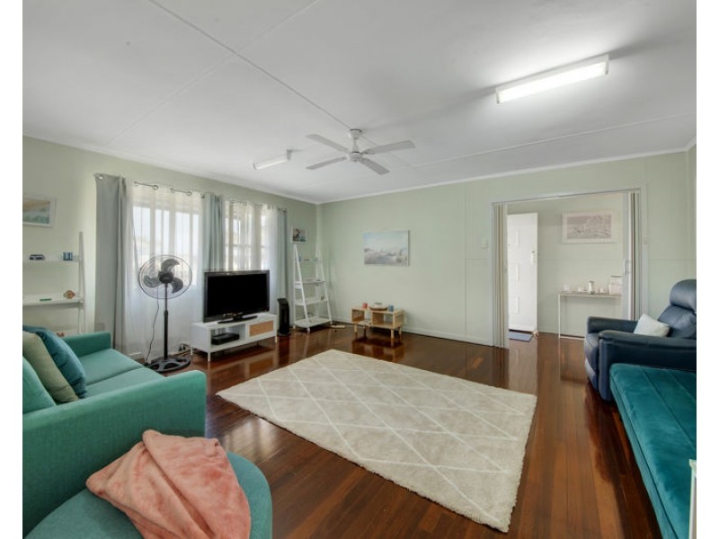 22 McCray Street, Barney Point QLD 4680