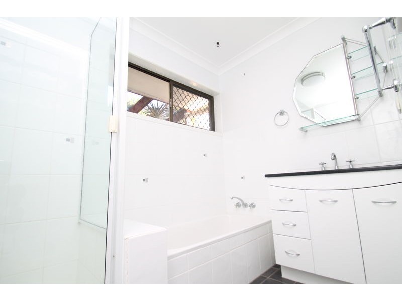 19 SATURN CRESCENT, Telina QLD 4680