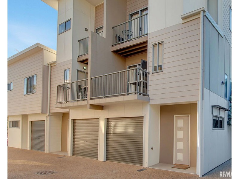 3/4 Rossella Street, West Gladstone QLD 4680